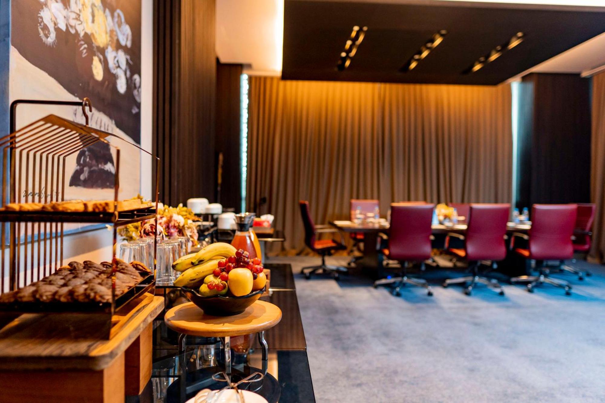 Radisson Blu Hotel & Conference Center, نيامي المظهر الخارجي الصورة