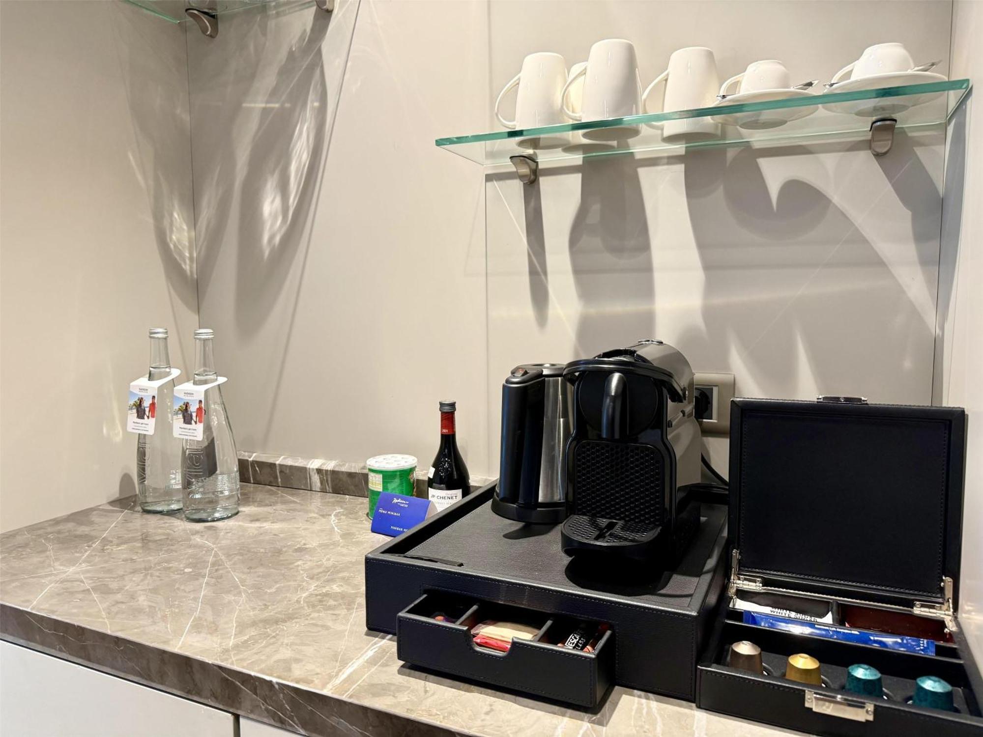 Radisson Blu Hotel & Conference Center, نيامي المظهر الخارجي الصورة