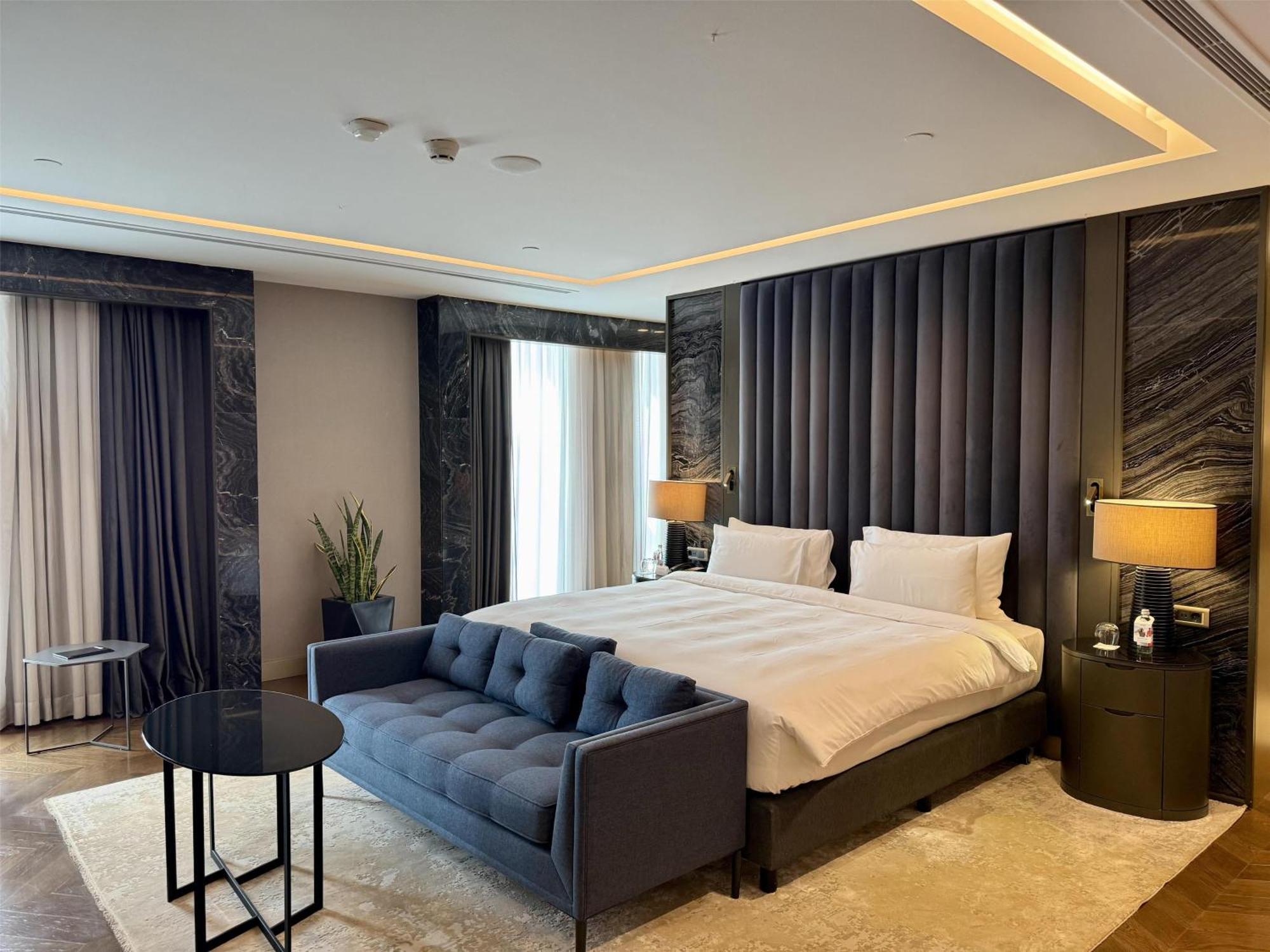 Radisson Blu Hotel & Conference Center, نيامي المظهر الخارجي الصورة